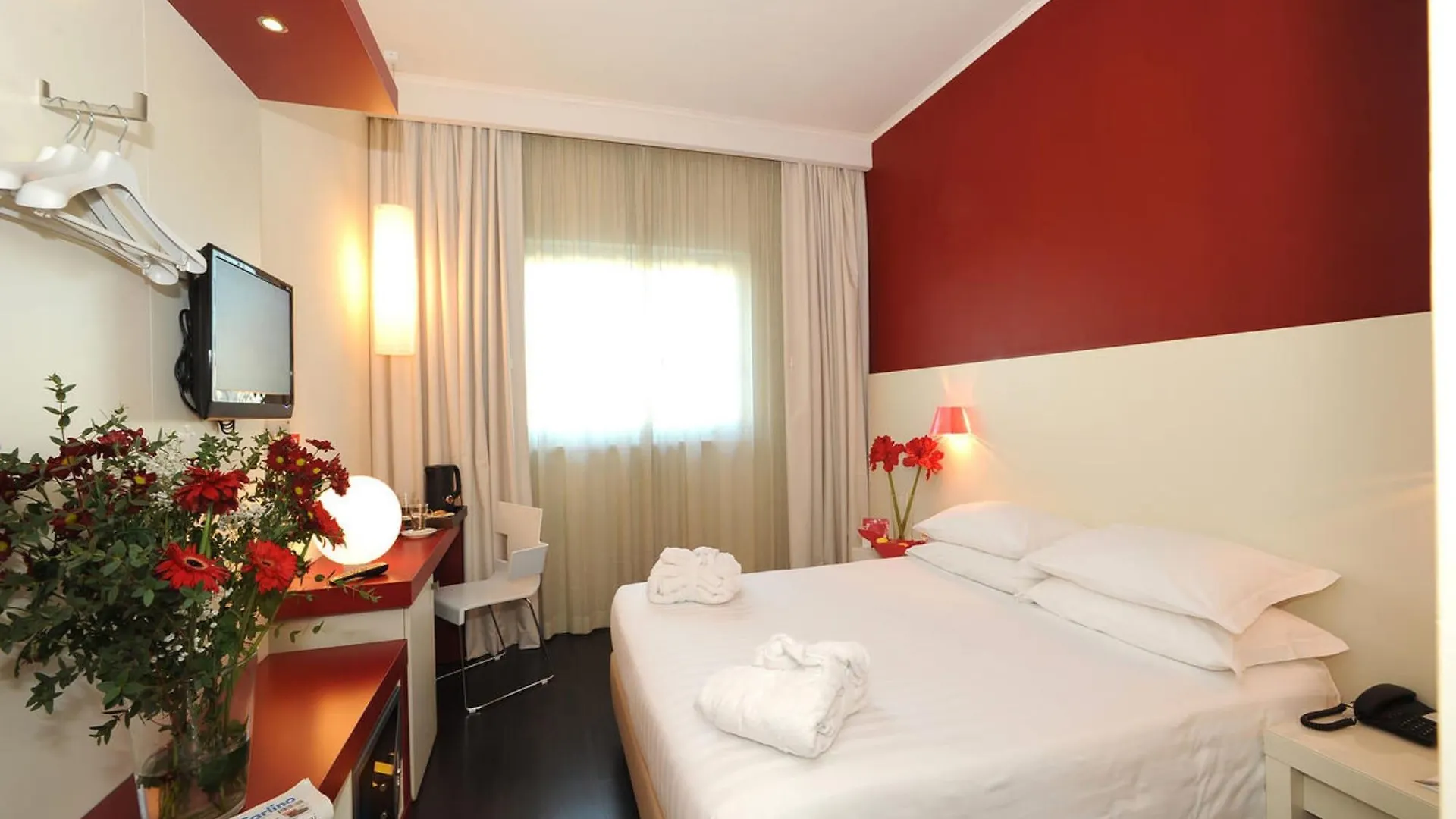 Michelino 75 By The Sydney Hotel Bolonia
