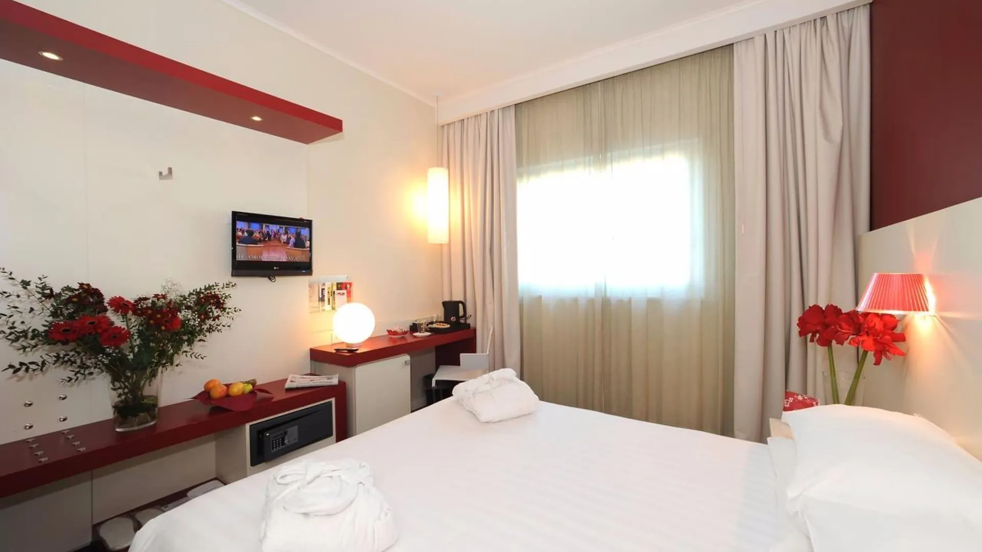 Michelino 75 By The Sydney Hotel Bolonia