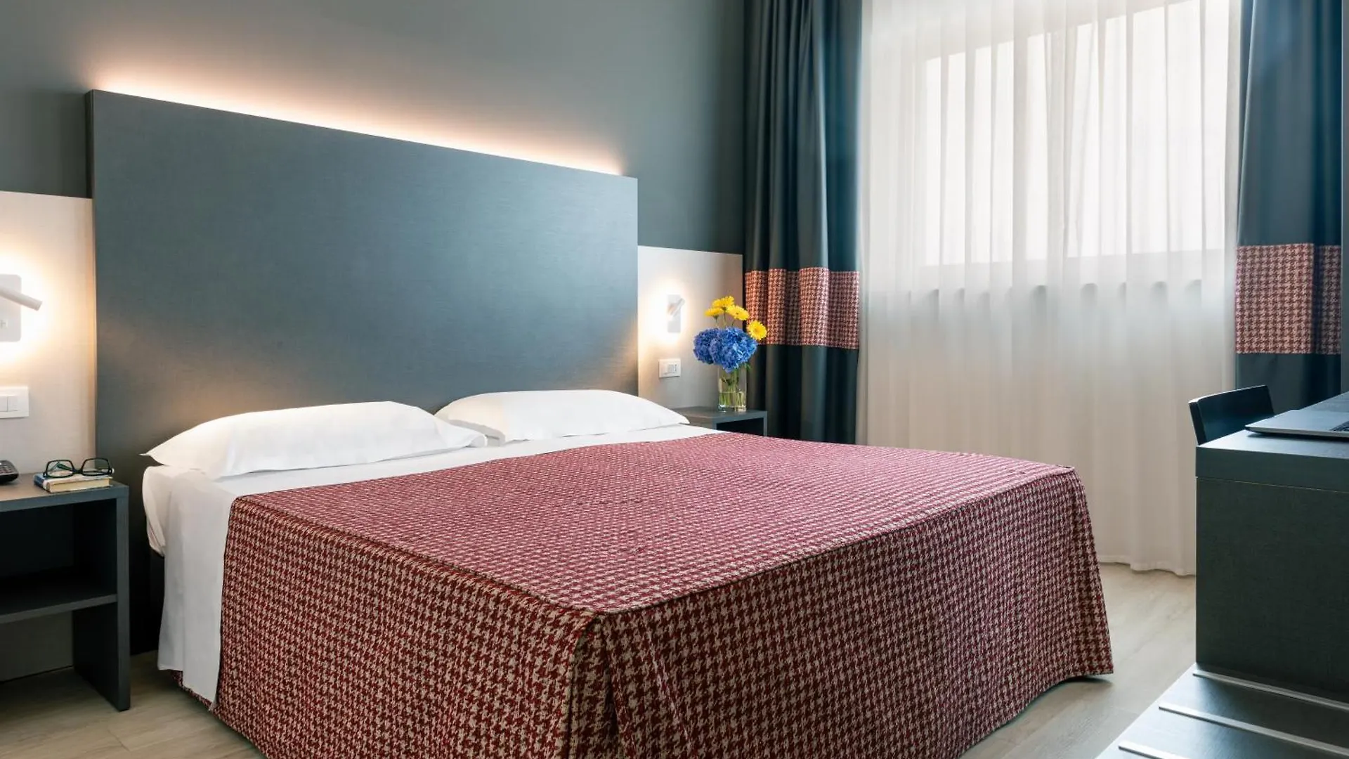 Michelino 75 By The Sydney Hotel Bologna Italy