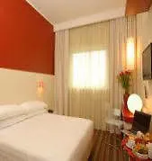 Michelino 75 By The Sydney Hotel Bologne